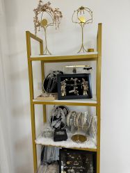 -美肤盾祛痘·问题肌头疗管理中心