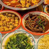 呜呜四川人终于在杭州吃到正宗重庆麻麻鱼惹！我giao！
