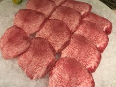 -余欢领鲜火锅(新街口店)