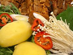 -喇喇排骨火锅·传统韩式脊骨汤(望京西园总店)