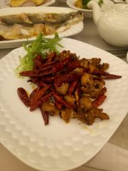 辣子鸡丁-金门大酒店·宴会厅