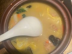 京城酥肉锅-四季民福烤鸭店(西单华威约饭街店)
