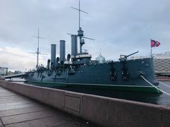 -阿芙乐尔号巡洋舰