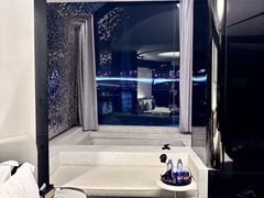 -Yolo私汤温泉设计师酒店(重庆南滨路店)