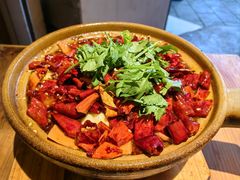 -有红鸡毛店·砂锅菜(抚琴夜市店)