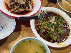 -朱大嘴肥肠血旺(福字街店)