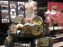 -Victoria's Secret(杭州湖滨银泰in77店)
