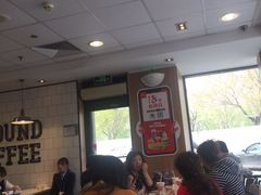 大堂-麦当劳(健德桥得来速店)