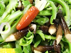 -粤盛海鲜平价店(洛溪食街店)