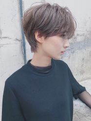 -东秀护肤造型