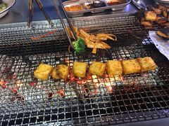 -马路牙子烧烤音乐酒馆(望京店)