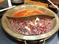 -沸炉重庆老火锅(军事博物馆店)