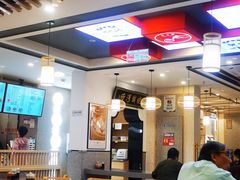 -佬钱湾仔(衣裳街店)