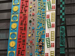 -极限PLAY运动娱乐新世界·团建派对潮玩休闲馆·室内蹦极高空游乐园