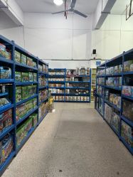 -逝水玩具折扣店