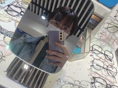 -宏宇眼镜蔡司依视路折扣店(兆佳眼镜城店)