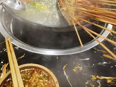 -灌县老妈砂锅串串香(万科红生活广场店)