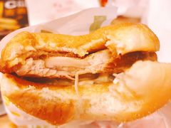 -麦当劳(龙洞店)