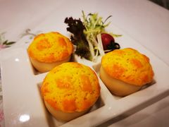 酥皮菠萝叉烧焗餐包-翠园(北京王府中环店)