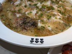 -渔语鱼酸菜鱼新川菜(来福士店)