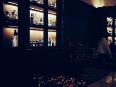 -LONG BAR 廊吧(外滩华尔道夫酒店)