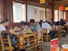 -阿婆情腊排骨火锅(古城旗舰店)