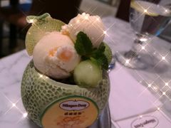 吃瓜杯外带冰淇淋-哈根达斯(美罗城店)