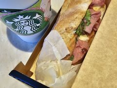 -星巴克(武康路店)