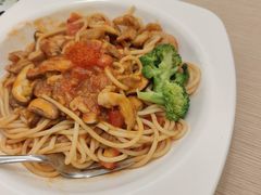 红蟹籽茄香鸡柳意粉-佰搭果·广式茶餐厅(西华路店)