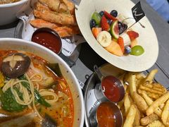 -W COLLECTIVE  DESSERT SHOP