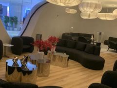 -涨巢·潮玩水疗局