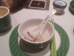 -润园四季椰子鸡火锅(卓越INTOWN店)