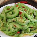 教你这么炒苦瓜，好吃不苦又清爽！