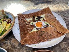 鸡蛋蘑菇熏肉荞麦可丽饼-RAC BAR(安福路店)