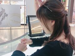 -DE BEERS 戴比尔斯(上海国金中心店)