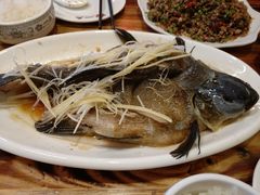 -小锅巴纳西餐厅