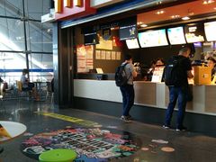 门面-麦当劳(吴圩机场店)