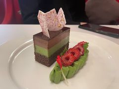 -塞纳河法国餐厅(意式风情街店)