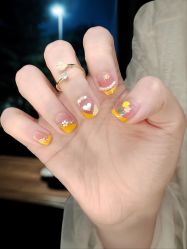 -UU·NAIL美甲美睫專門店