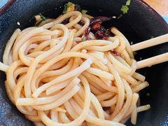 -亚龙湾希尔顿自助餐厅·海鲜·烧烤·沙滩BBQ·现场乐队