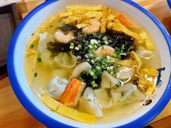鲜虾馄饨-海昌极光餐厅