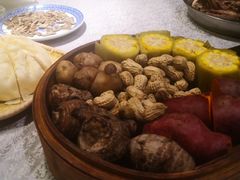 -五稻厨房粤西菜(新闻店)