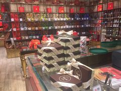 零售区-VENCHI 闻绮(北京国贸商城店)