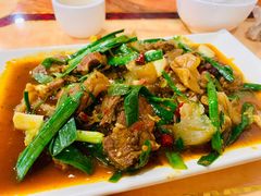 牛腩烧牛筋-老火大骨头汤馆