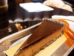 榛果巧克力塔-Awfully Chocolate(来福士广场店)