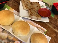 酥皮焗叉烧包-添好运点心专门店(深水埗店)