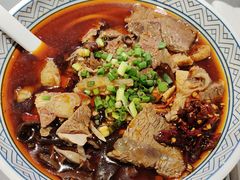 -粉吖吖·邵阳米粉(体育西路店)
