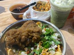 -柳州肥姨妈大骨螺蛳粉(沙河店)