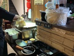 -八月美食小馆(银泰城总店)