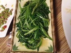 清炒藏红花苗-缘生态云南菜·野生菌庭院餐厅(华侨城店)